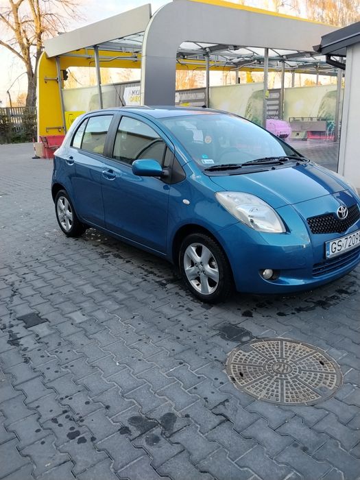 Sprzedaję samochód.