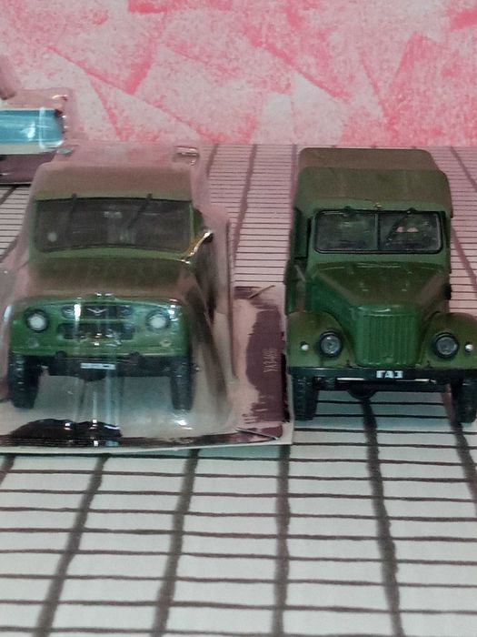 Машинки колекційні