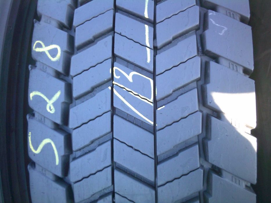 Opona 315/80r22.5 Semperit Runner D2 (cena brutto)