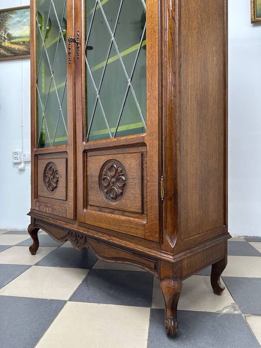 Вітрина сервант бібліотека дерево вітраж 4080