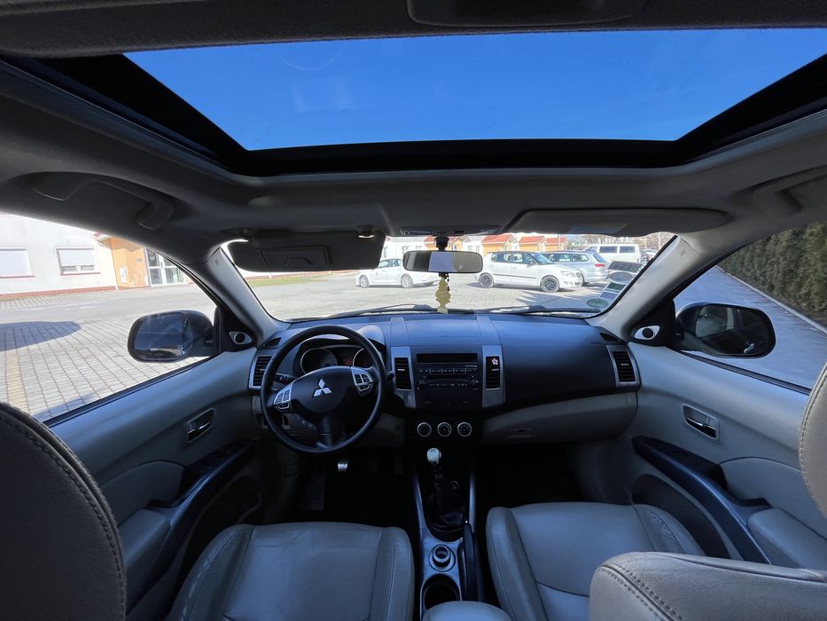 Mitsubishi Outlander / 2007 рік / 2.0 Дизель/ 7 Місць / Пригін / ЗСУ /