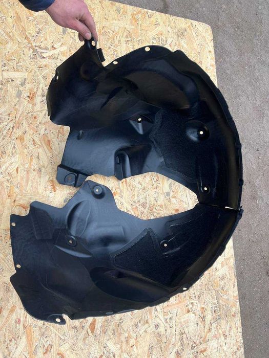 tesla model y 1492614-00-A подкрылок крыла переднего правый