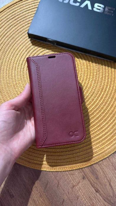 Nowe etui z klapką do iPhone 13, burgundowe