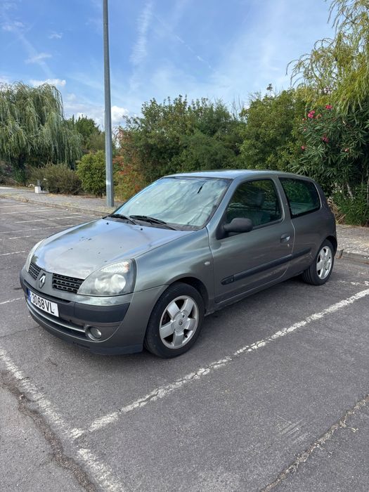 Renault Clio II 1.5 dCi 82 CV • Comercial • 2003
