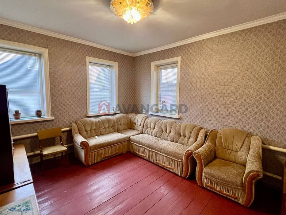 Здам доглянутий цегляний будинок у районі Казбет, вул. Василини.