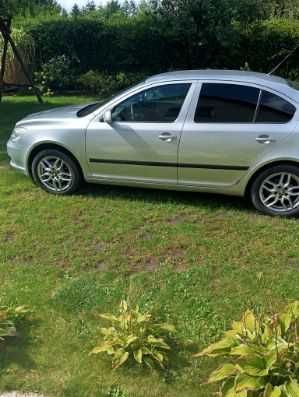 sprzedam samochód skoda octavia 1.6 benzyna+lpg