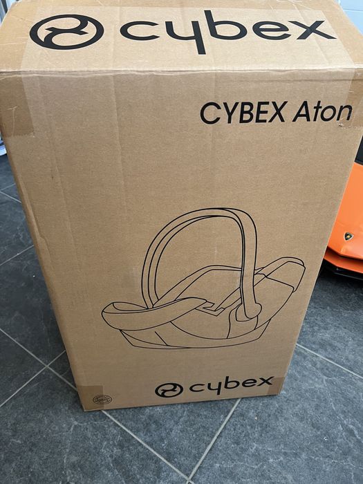 Cybex Aton Blue Moon-navy blue автокрісло і база Aton Base-fix SL