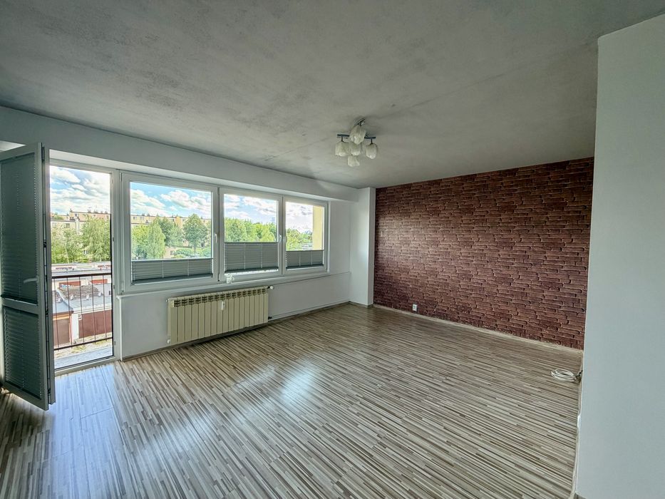 Sprzedam mieszkanie dostępne natychmiast 60m2 os.Młodych Olkusz piętro 2, blisko sklepy, szkoła i przedszkole
