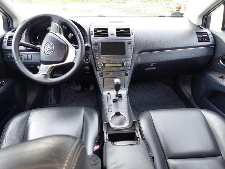 Toyota Avensis 2.2