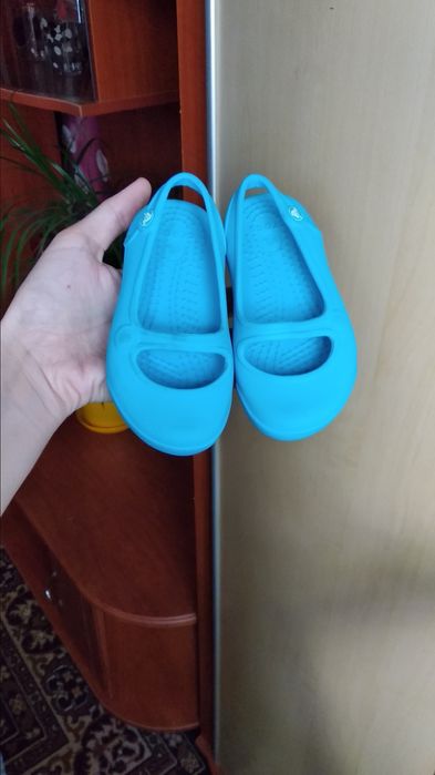 Кроксы, босоножки Crocs
