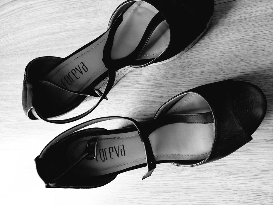 Sandália pretas Foreva