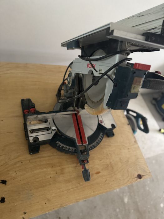 Piła BOSCH gtm 12JL