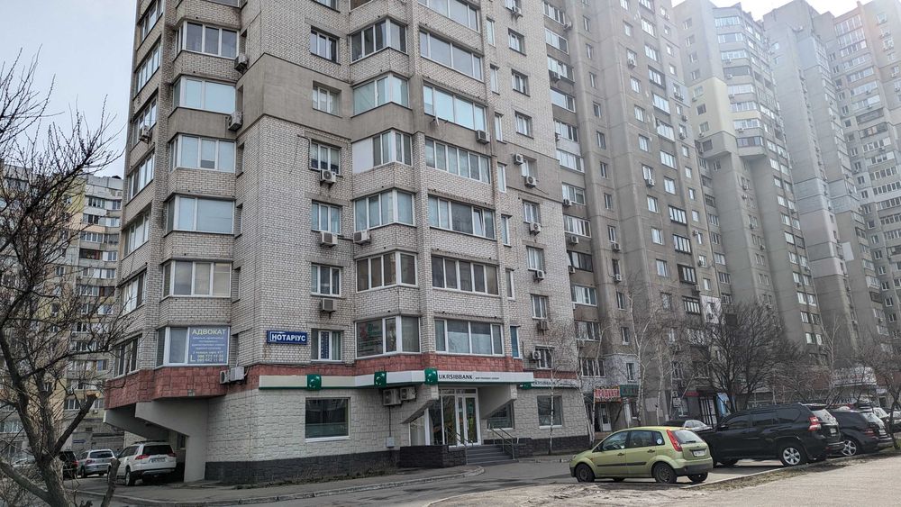 БЕЗ КОМІСІЇ! Продаж 3-к квартири 105,1м² від ВЛАСНИКА біля метро Харківська (вул. Братства Тарасівців, 12/37)