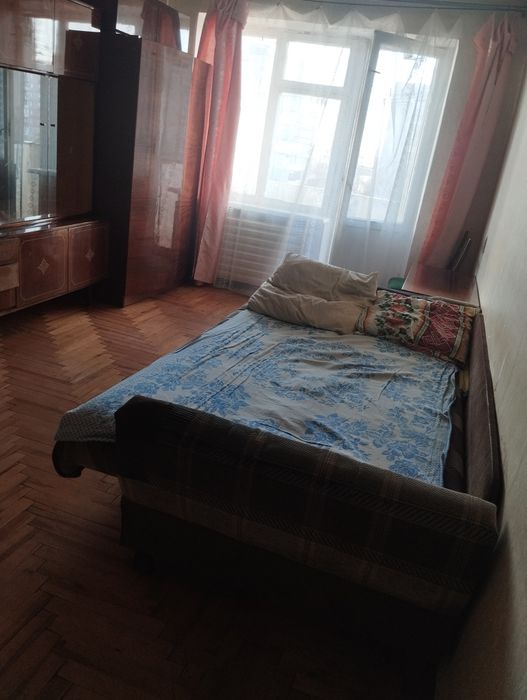 Продам 2ком.квартиру по,,юбилейный 13000у.е