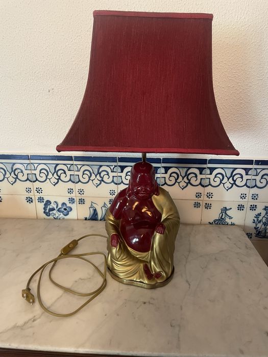 Candeeiro italiano com Buddha (latão e louça)