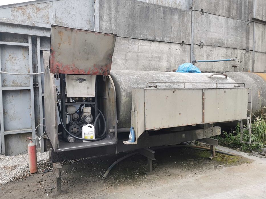 dystrybutor zbiornik aluminiowy 4500 litrów na olej napędowy , sprawny