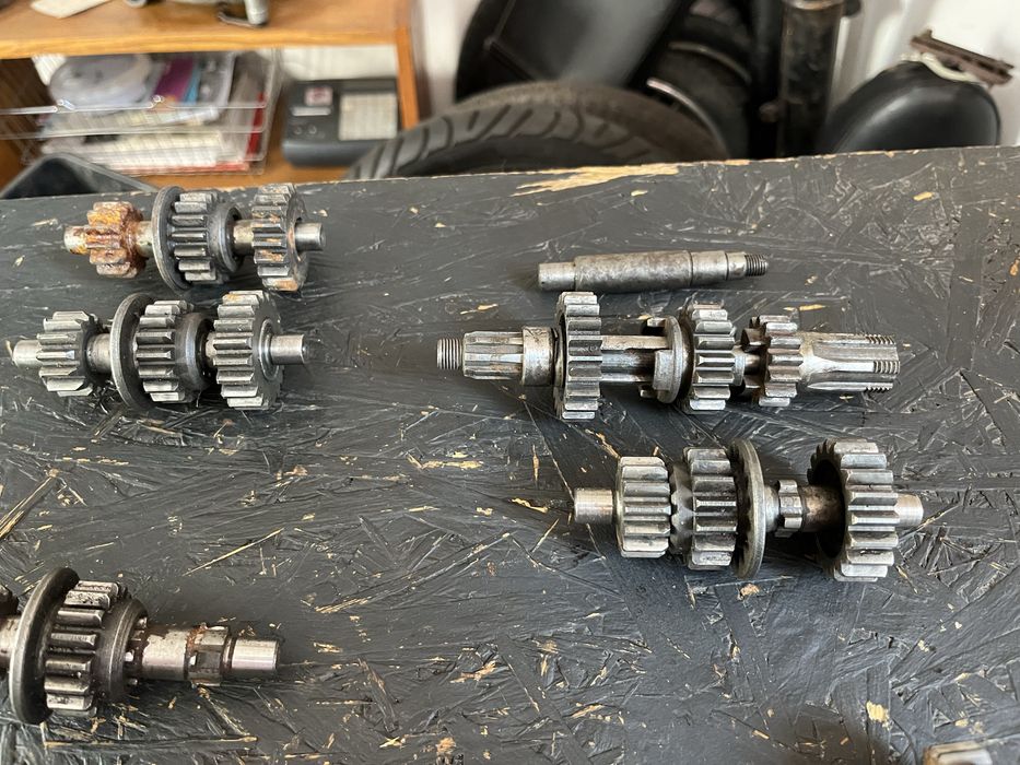 Romet 50T1 Ogar 205 skrzynia elementy 019 silnik 3 biegowy