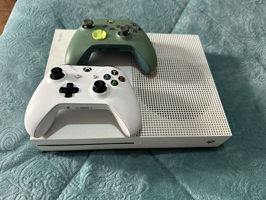 Xbox One S Bom estado