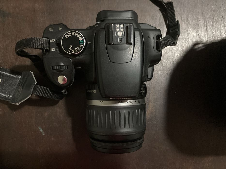 Máquina fotográfica Canon EOS 350D Digital