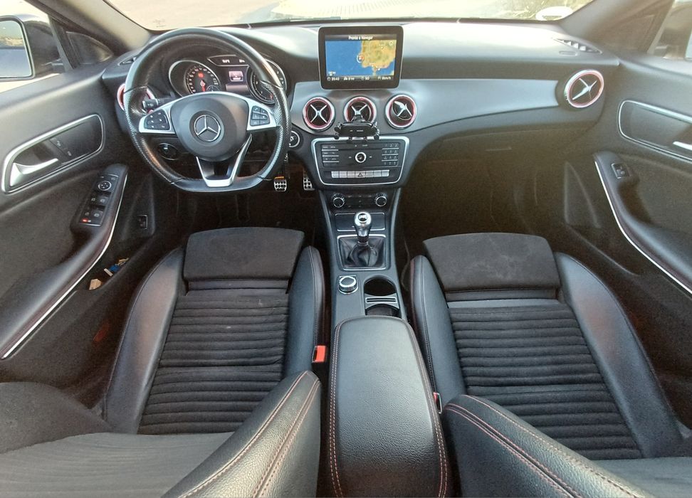 Mercedes-Benz CLA 200 — fotografia 4