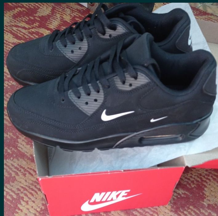 Кожанные кроссовки Nike