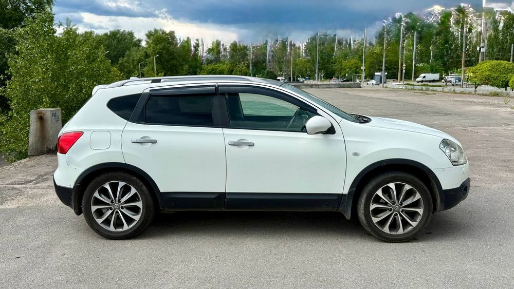 Продам Nissan Qashqai