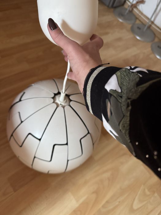 Candeeiro Ikea  branco e prateado