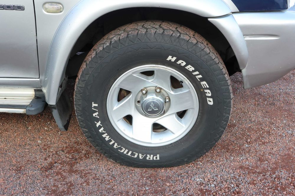 Mitsubishi L200 Strakar 2.5