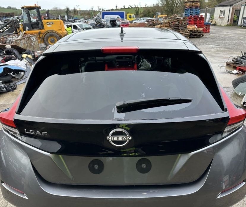 Ляда Кришка Багажника Nissan Leaf 2011-2025 Европа