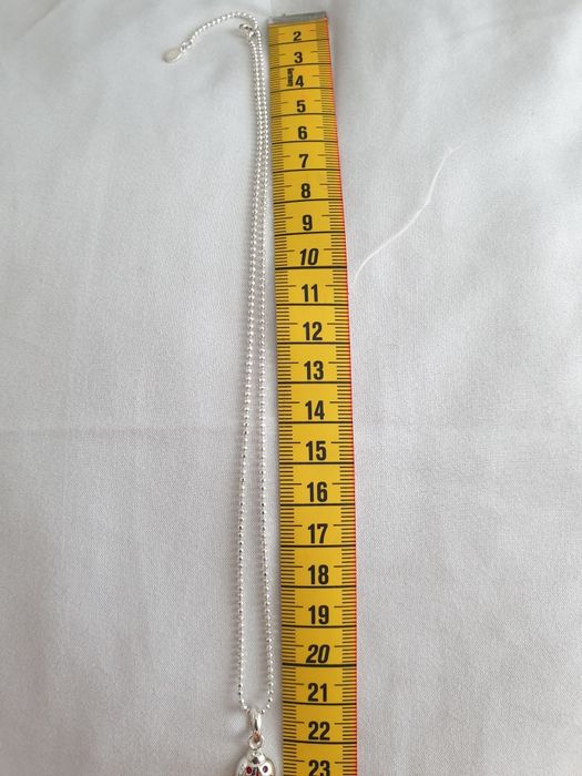 Colar com joaninha de prata (S925)