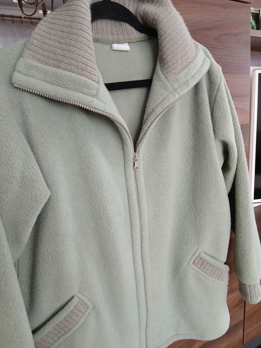 Bluza polar,damska szer.pod paszkami 56cm.