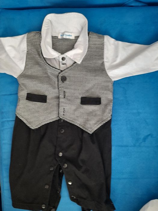 Strój body na chrzest dla chłopca rozmiar 90