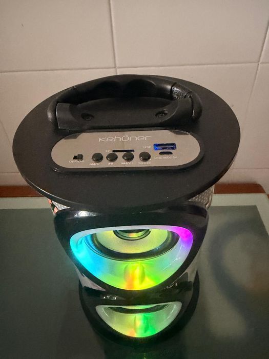 Coluna bluetooth com suporte 130cm / 20 cm