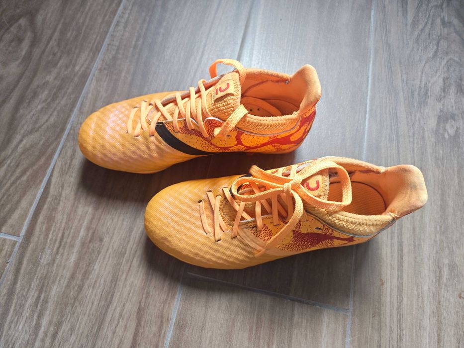 Buty korki rozmiar 34