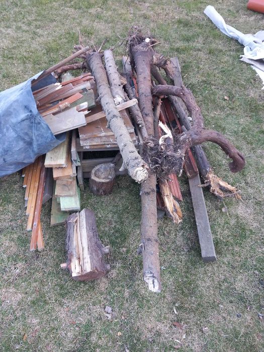 Drewno z rozbiórki