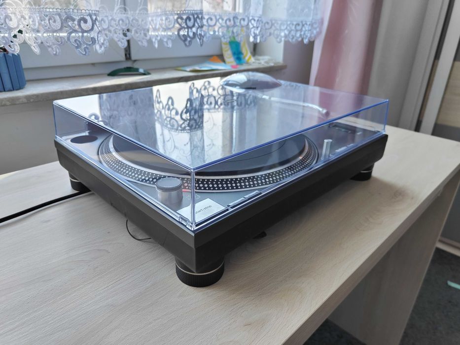 Gramofon Technics SL-1210MK2 czarny PO SERWISIE