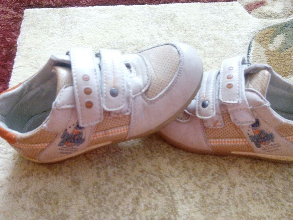 Ботінки кросівки