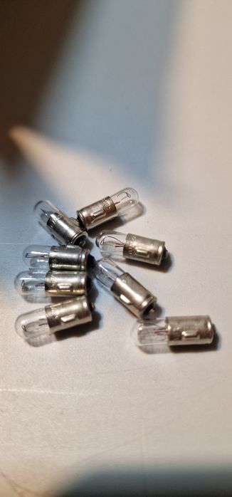 Żarówka 12v 2w - 7 sztuk