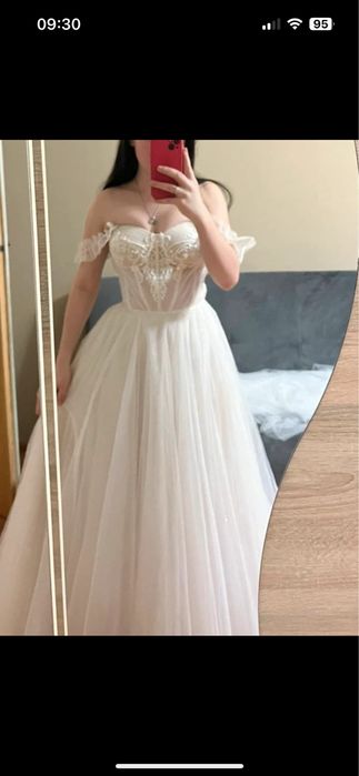 Suknia ślubna MADONNA księżniczka