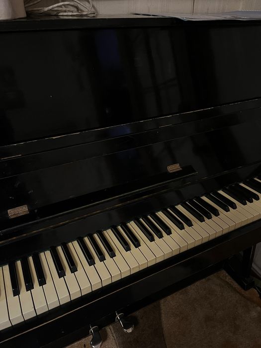 Фортепіано «Україна», віддам даром