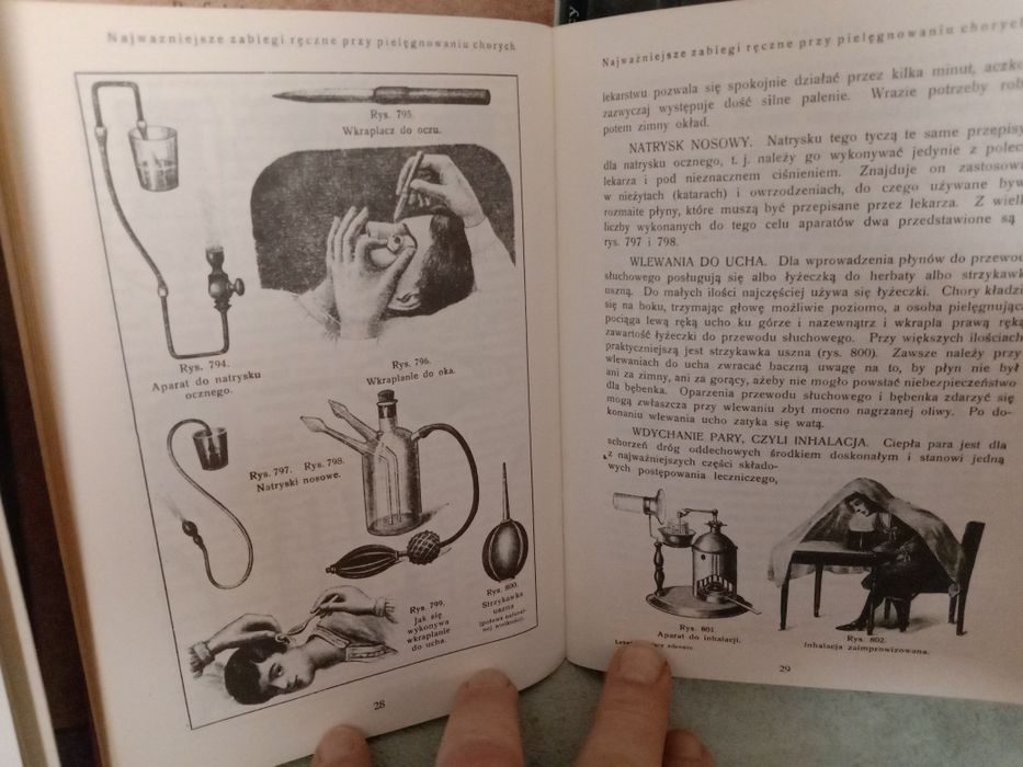 Pielęgnowanie chorych , reprint.