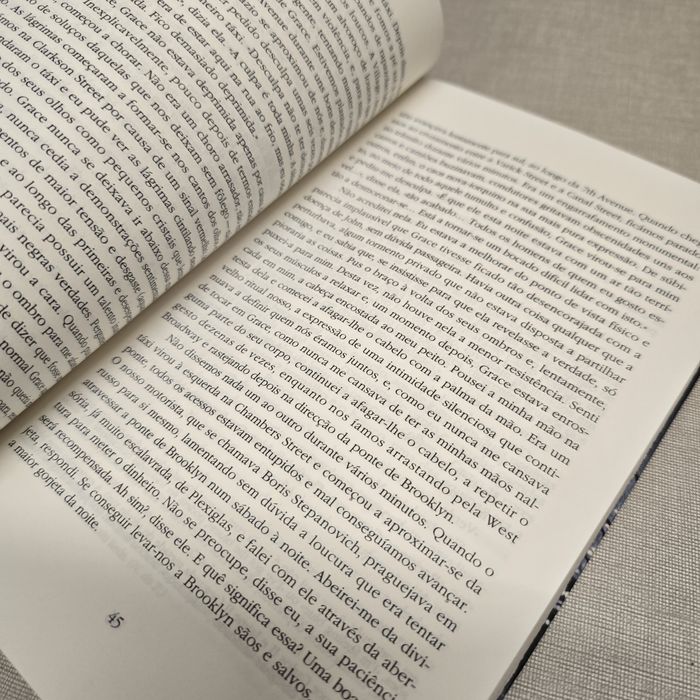 Livro  " A Noite do Oráculo"
