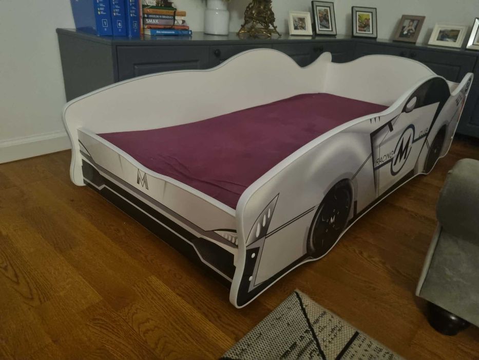 sprzedam łóżko auto