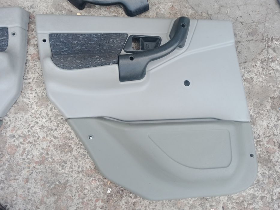 Дверные карты на УАЗ патриот