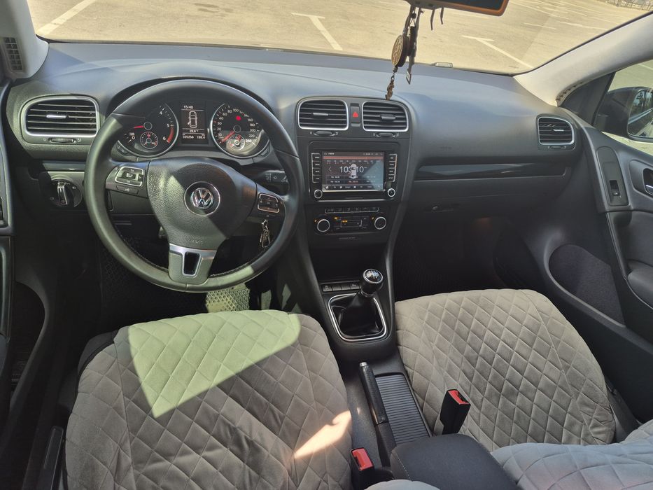Volkswagen Golf 6  2011 года