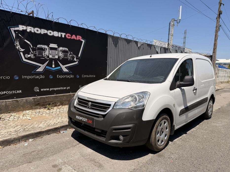 PEUGEOT PARTNER Excelente Estado 3 Lug. 2015 ###OPORTUNIDADE###