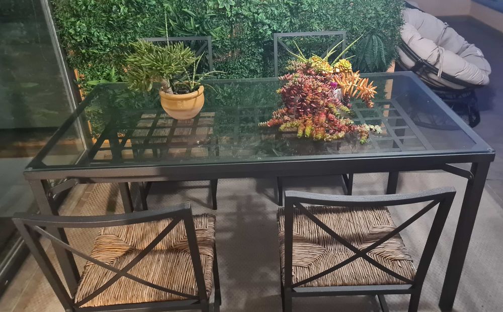 Mesa metal + 4 cadeiras