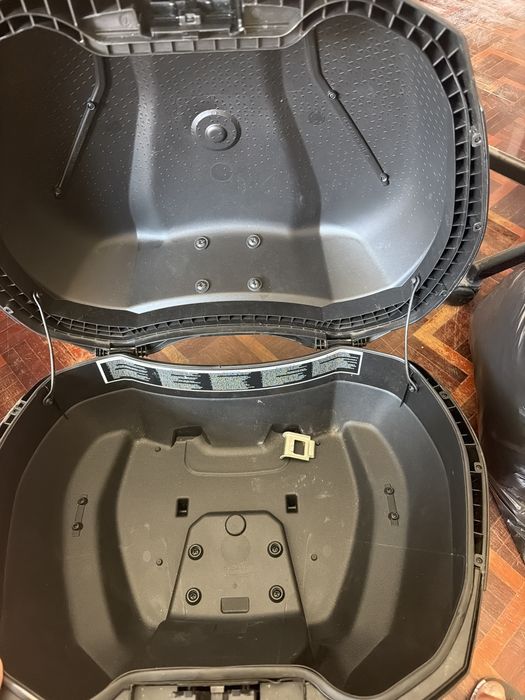 Top case tmax 560