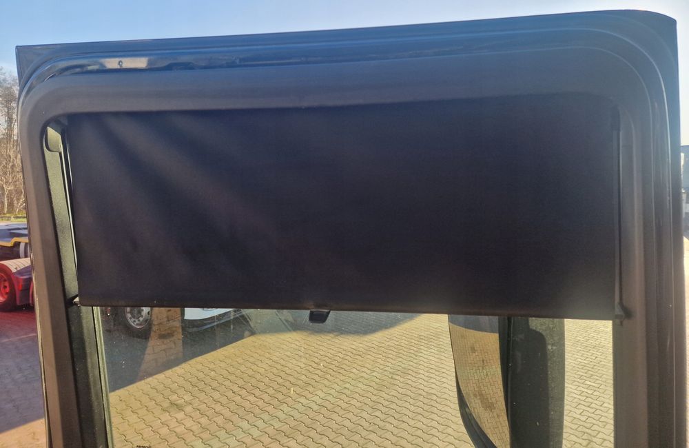 roleta żaluzja drzwi scania r s ntg ngs 2092335 2265357