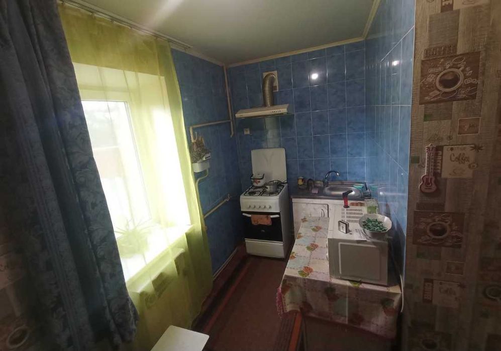 Продається 1 кімнатна квартира в с. Стасі